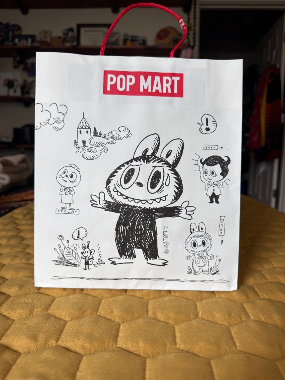 🦉 POPMART “ THE MONSTERS”  GIFT BAG